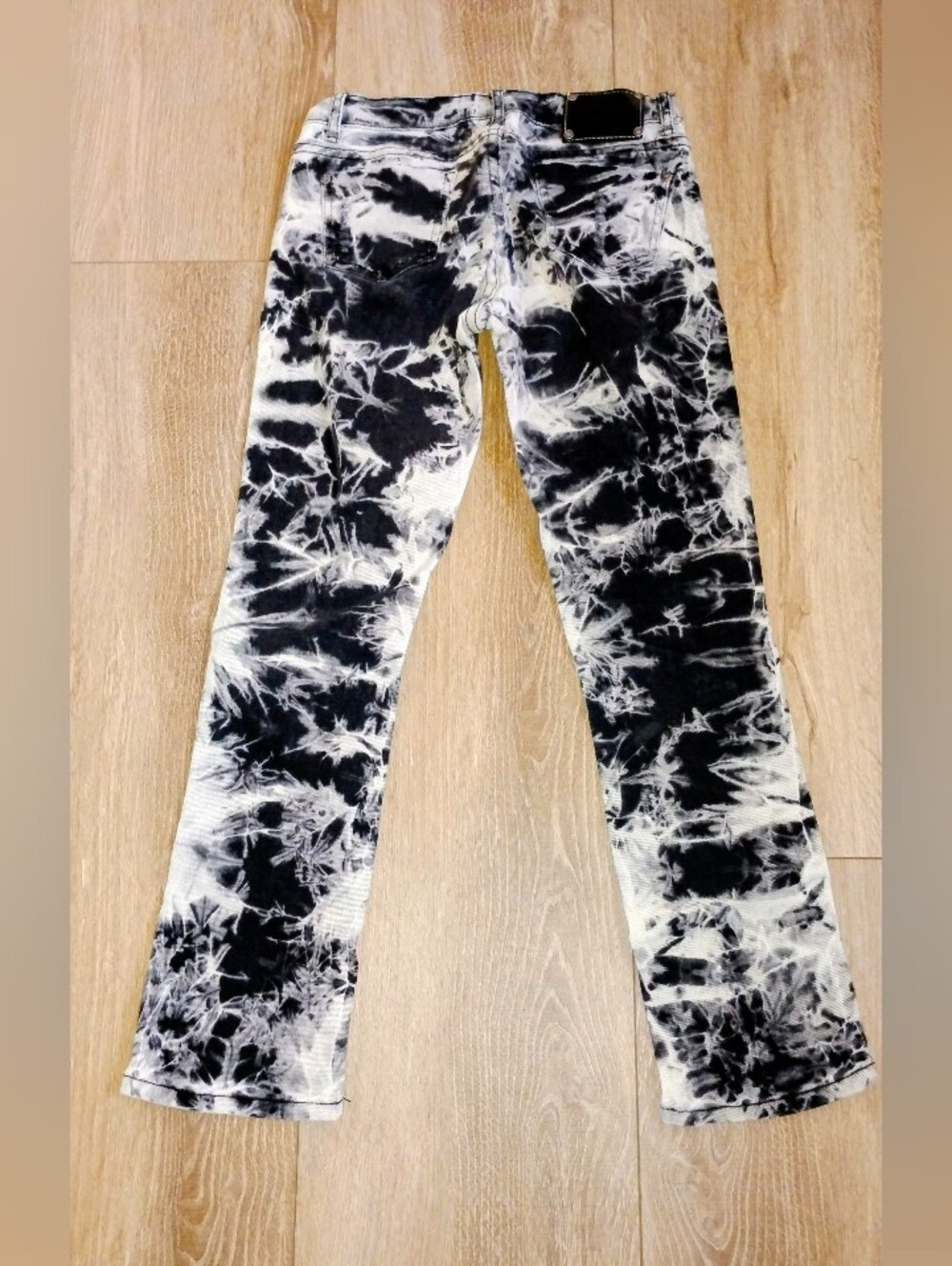Women's Red Rivet Size 3 Black Tie-Dye Denim - Picture 5 of 6